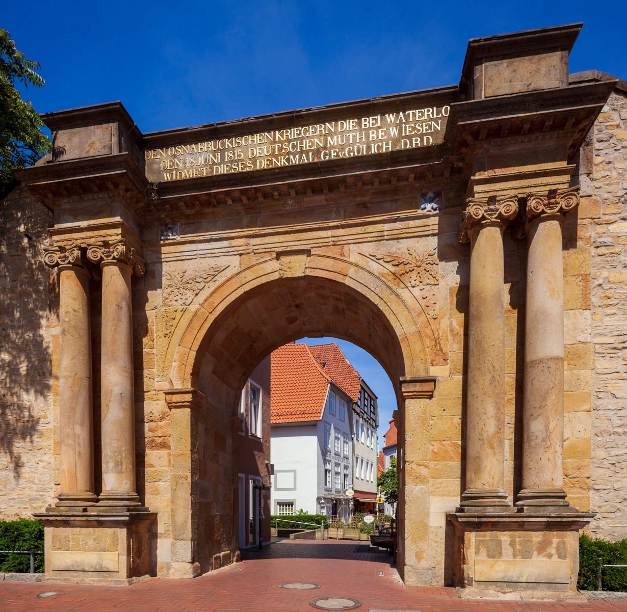 🏛️ 헤거 문(헤거 토어)